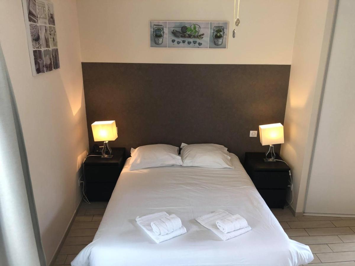 Logis Hotel Grangier Saint-Sozy Exterior foto