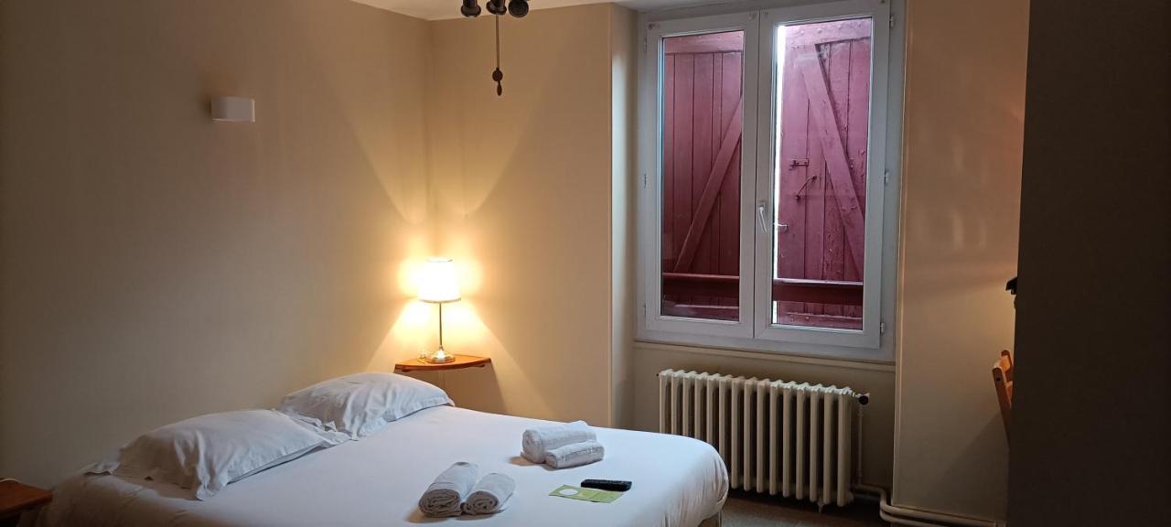 Logis Hotel Grangier Saint-Sozy Exterior foto